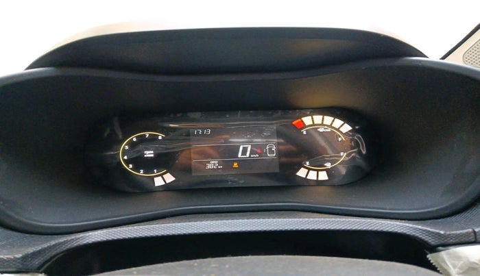 2025 Tata NEXON Pure Plus 1.2 iCNG 6MT, CNG, Manual, 382 km, interior