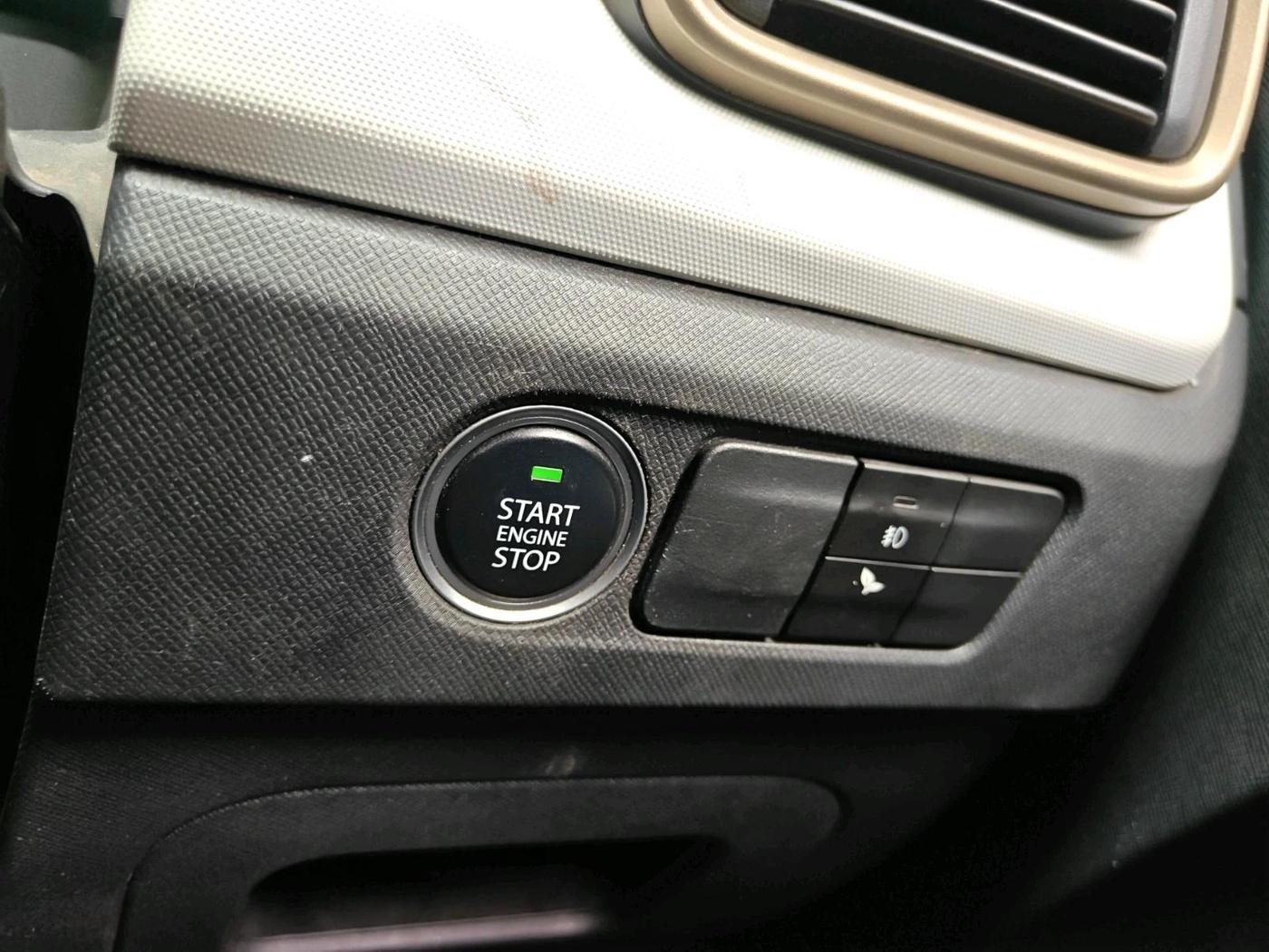 2022 Tata PUNCH ACCOMPLISHED AMT, Petrol, Automatic, 90,112 km, interior