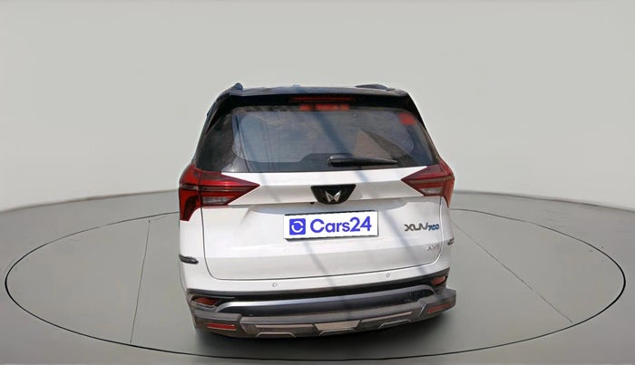 2022 Mahindra XUV700 AX 5 P AT 5 STR, Petrol, Automatic, 84,754 km, exterior
