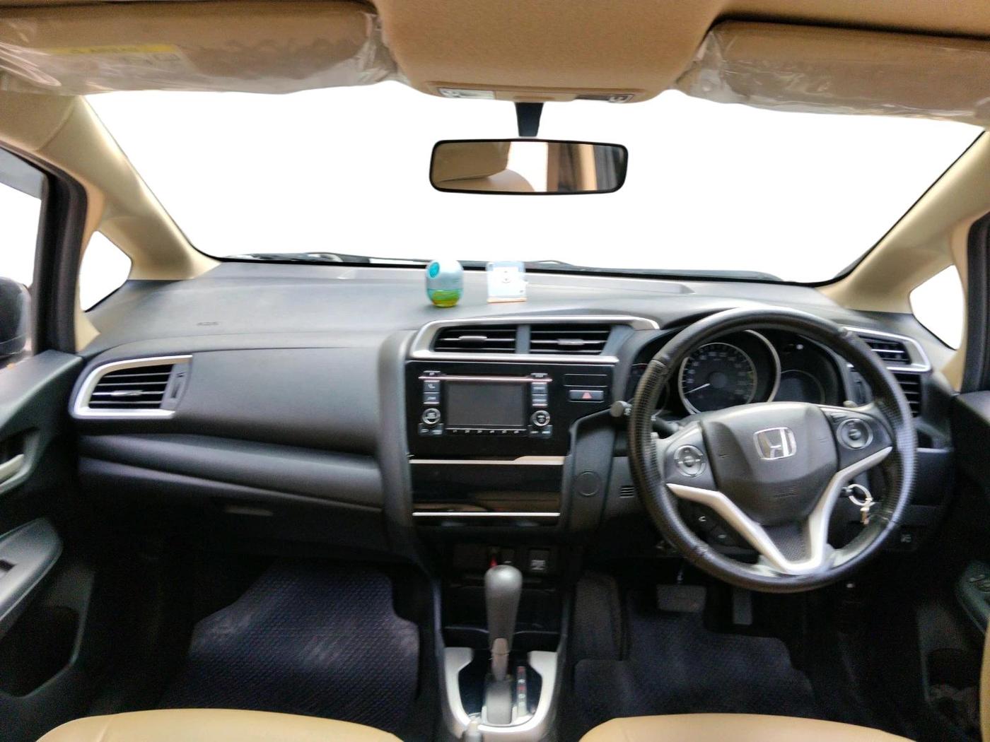 2022 Honda Jazz 1.2L I-VTEC V CVT, Petrol, Automatic, 24,045 km, interior