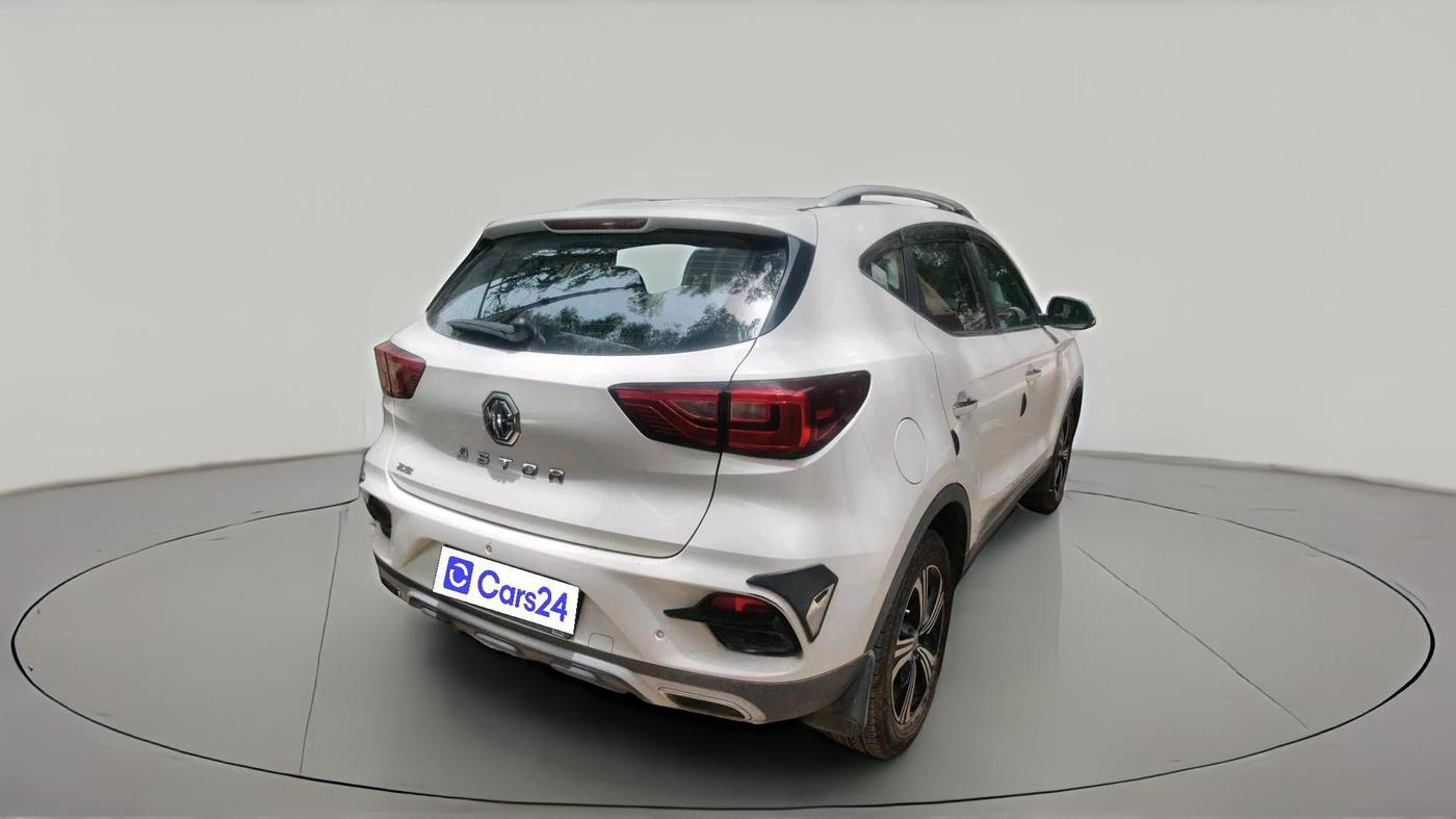 2024 MG ASTOR Sprint 1.5 MT (Ivory), Petrol, Manual, 10,867 km, exterior