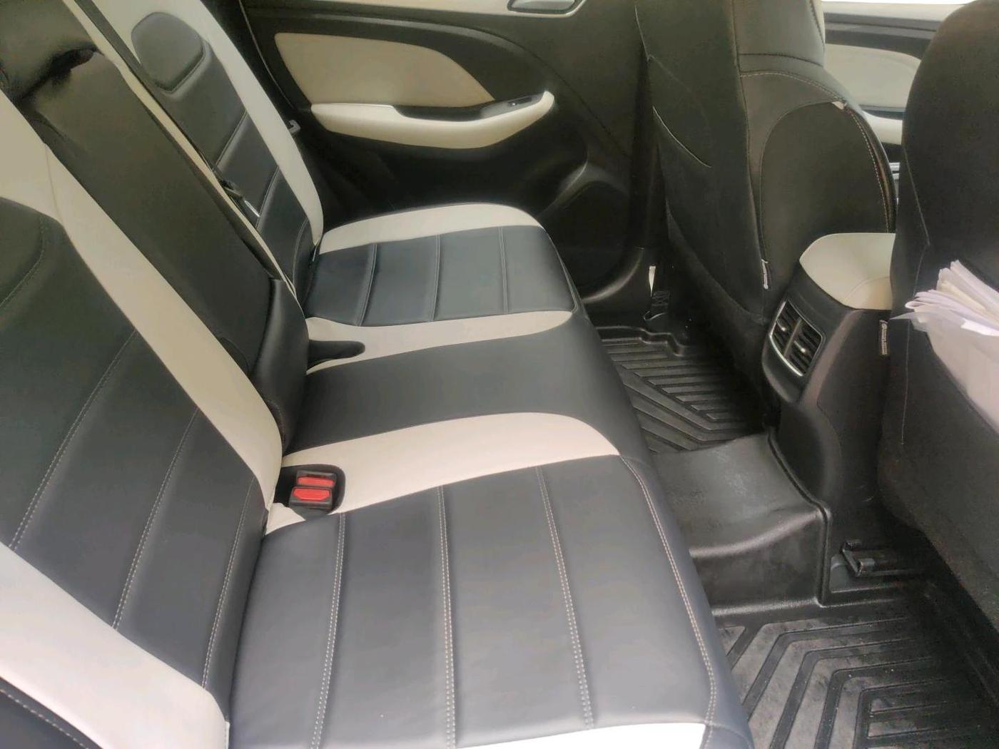 2024 MG ASTOR Sprint 1.5 MT (Ivory), Petrol, Manual, 10,867 km, interior