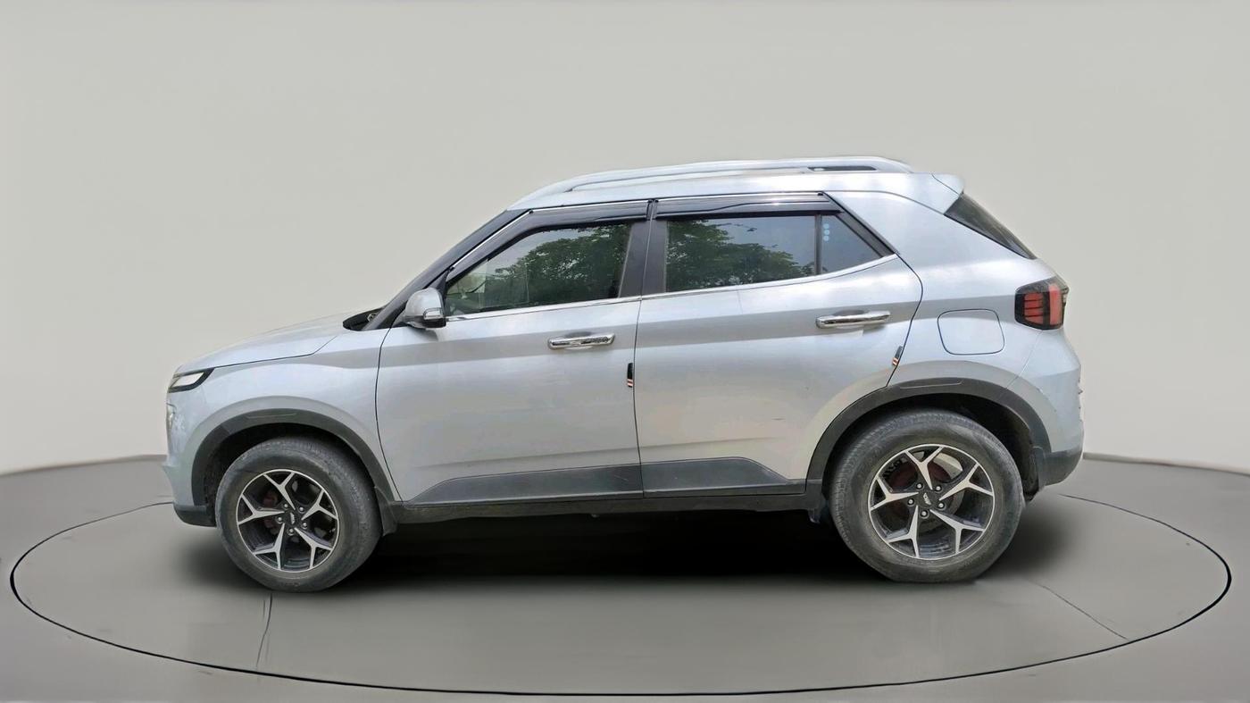 2023 Hyundai VENUE S(O) 1.2, Petrol, Manual, 32,220 km, exterior