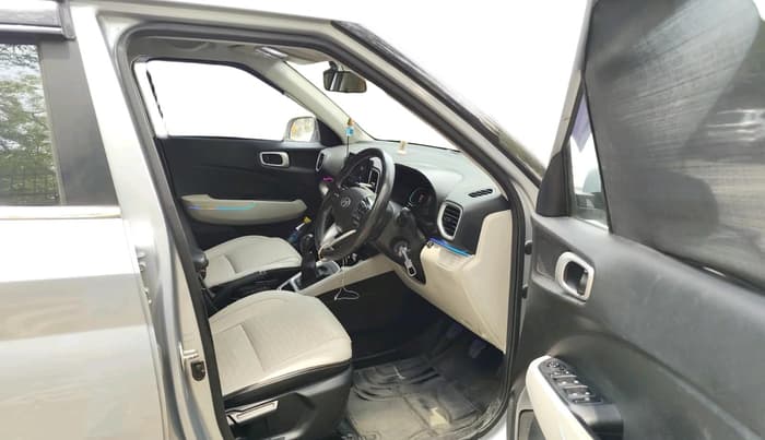 2023 Hyundai VENUE S(O) 1.2, Petrol, Manual, 32,220 km, interior