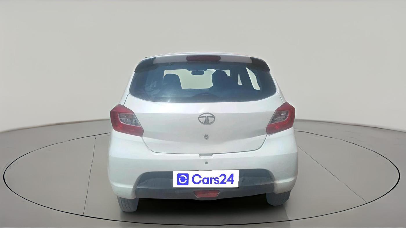 2018 Tata Tiago XM PETROL, Petrol, Manual, 1,04,016 km, exterior