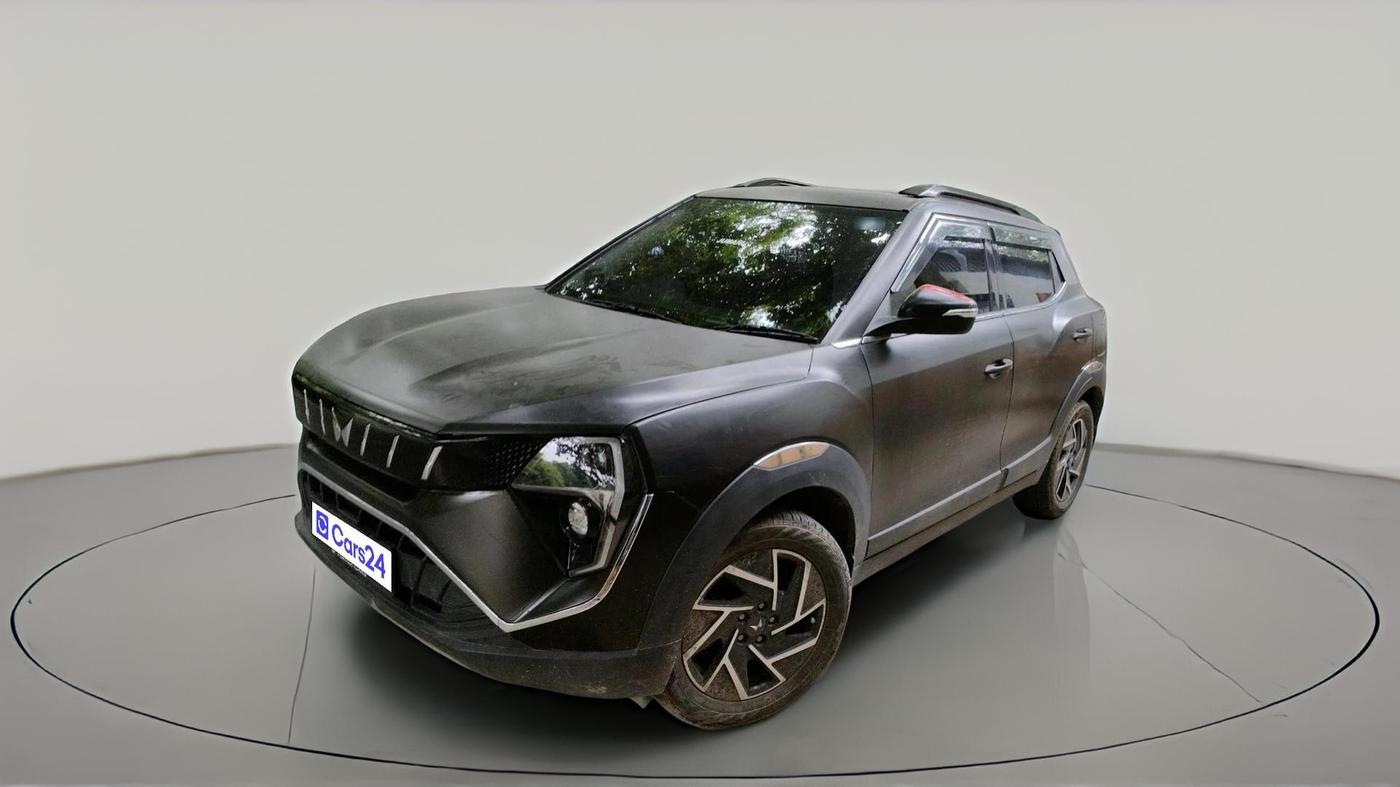 2024 Mahindra XUV 3XO MX1 1.2 L TCMPFi, Petrol, Manual, 7,707 km, exterior