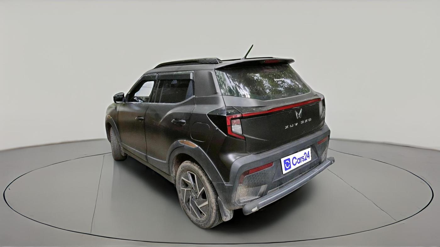 2024 Mahindra XUV 3XO MX1 1.2 L TCMPFi, Petrol, Manual, 7,707 km, exterior