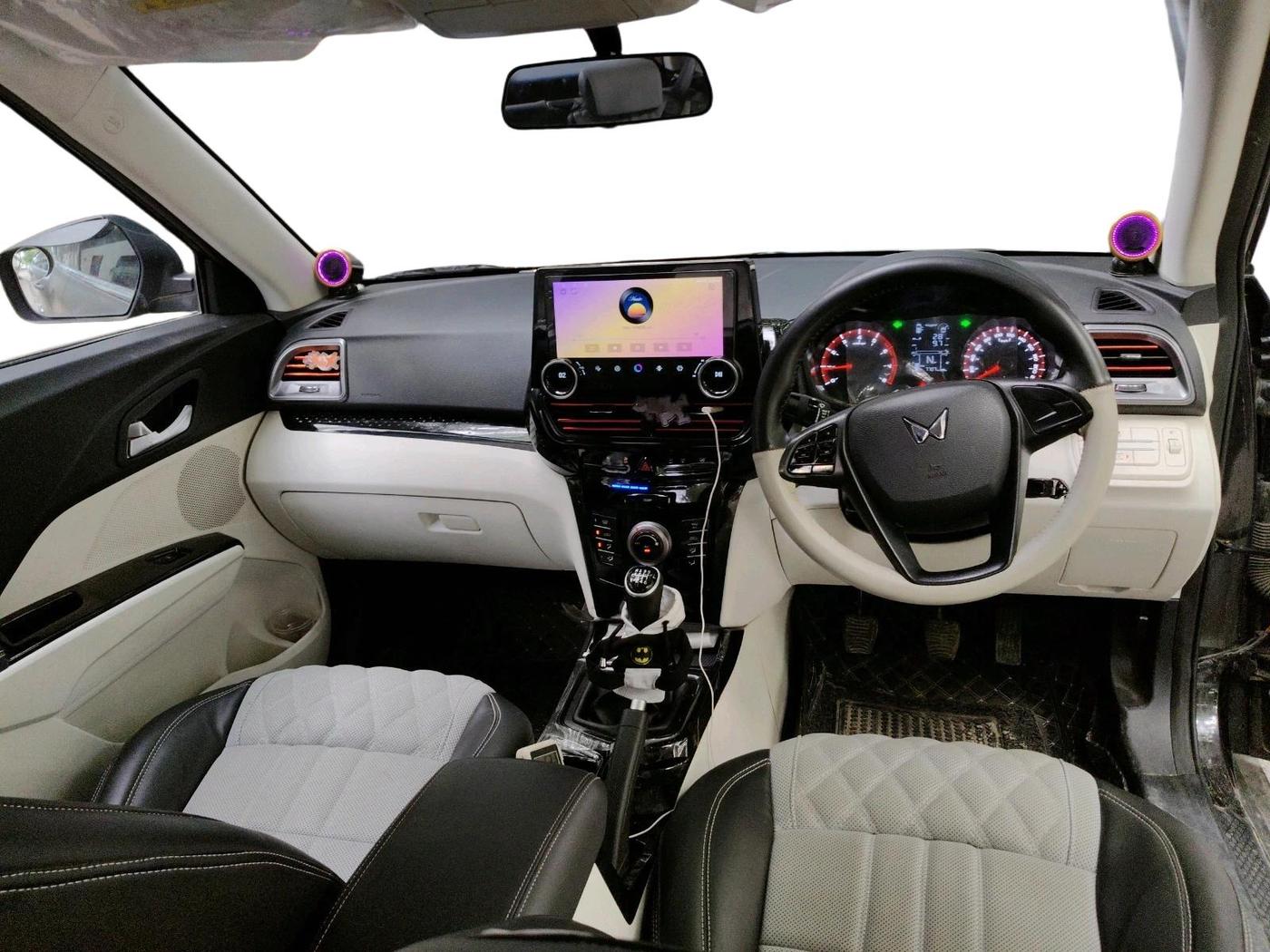 2024 Mahindra XUV 3XO MX1 1.2 L TCMPFi, Petrol, Manual, 7,707 km, interior