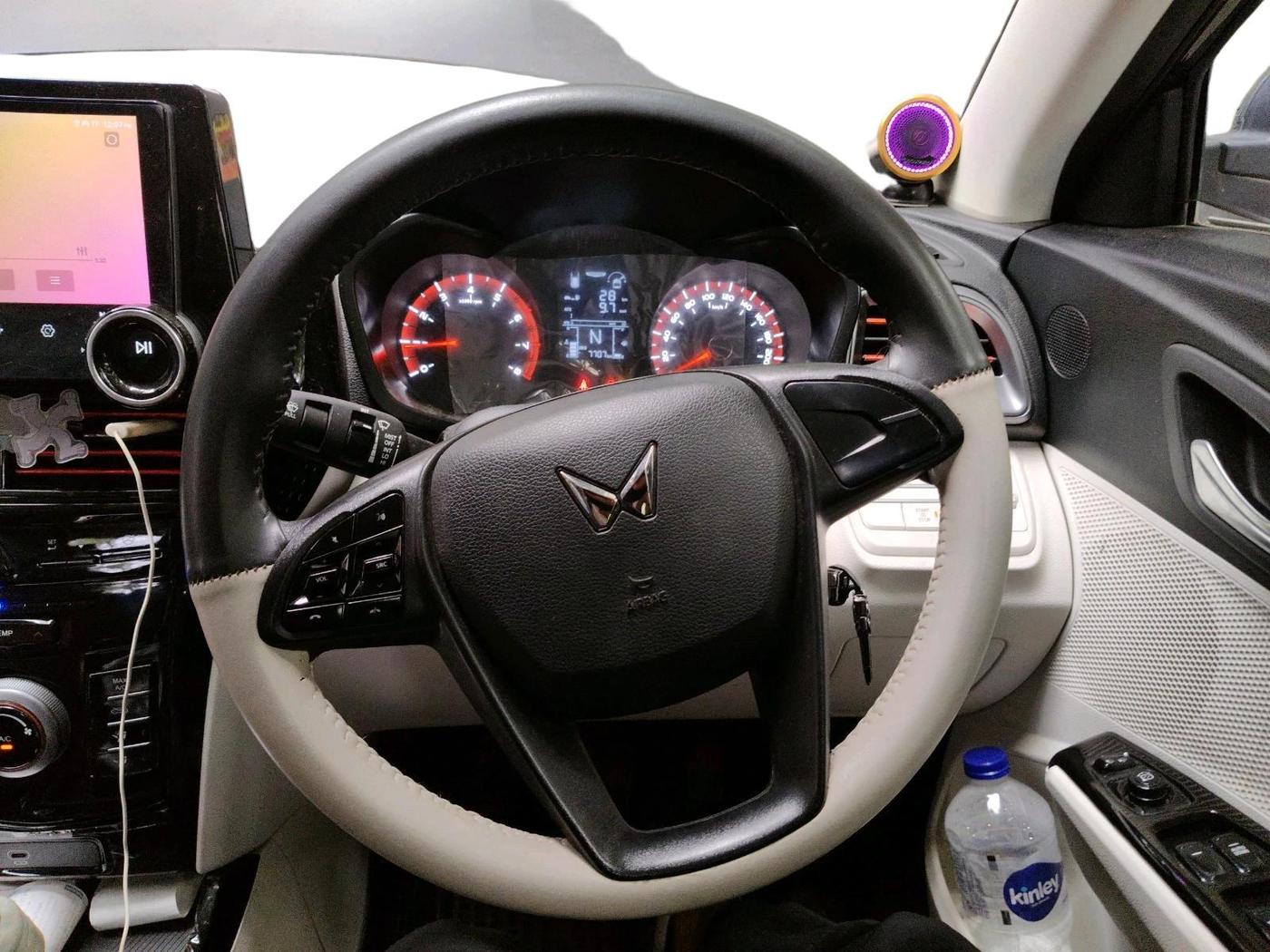 2024 Mahindra XUV 3XO MX1 1.2 L TCMPFi, Petrol, Manual, 7,707 km, interior