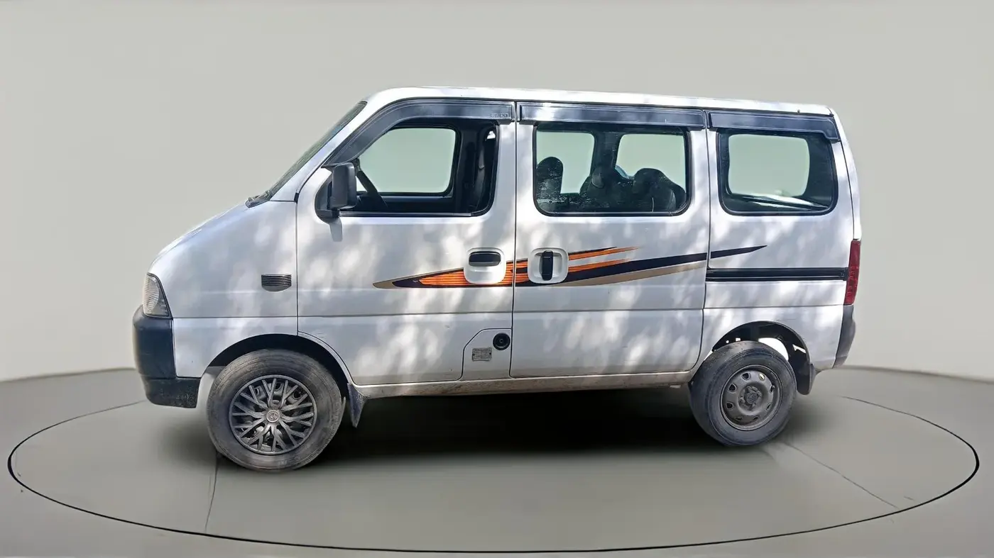2022 Maruti Eeco 5 STR AC CNG (O), CNG, Manual, 47,157 km, exterior