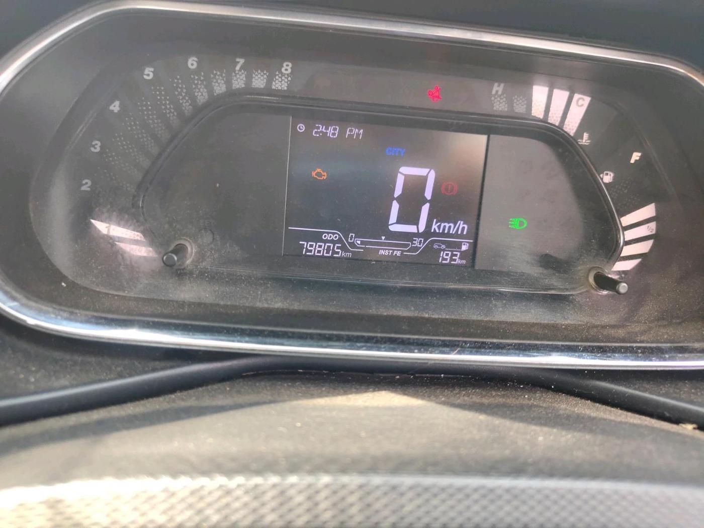 2020 Tata NEXON XM PETROL, CNG, Manual, 79,805 km, interior