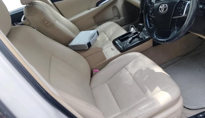 2016 Toyota Camry HYBRID, Hybrid, Automatic, 94,842 km, interior