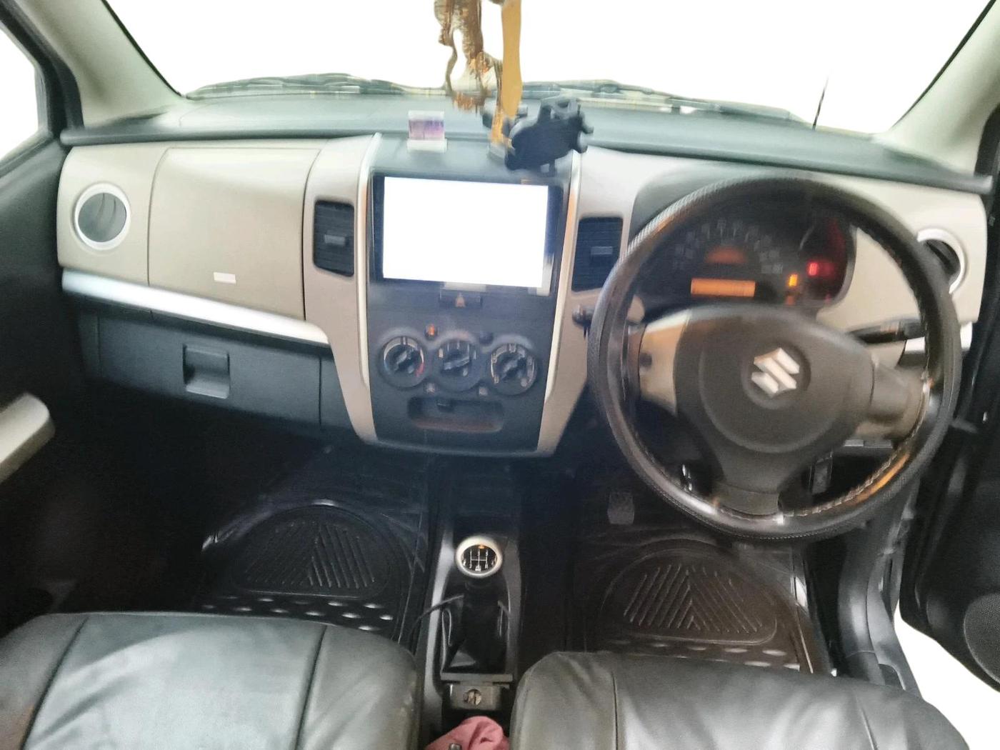 2013 Maruti Wagon R 1.0 LXI CNG, CNG, Manual, 73,687 km, interior