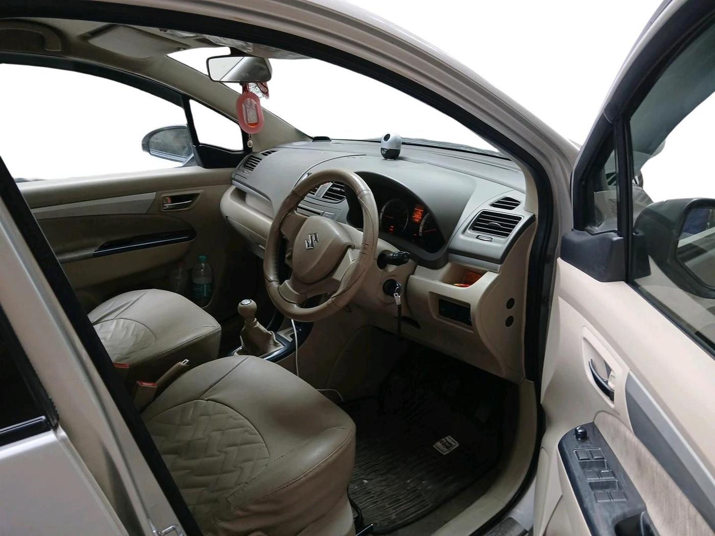 2013 Maruti Ertiga VXI, Petrol, Manual, 65,967 km, interior