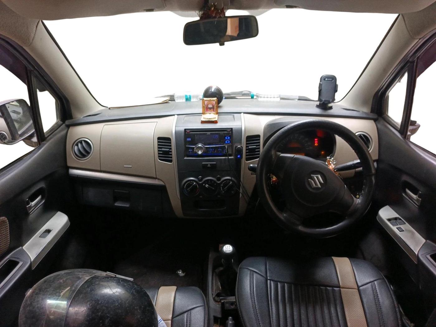 2013 Maruti Wagon R 1.0 LXI CNG, CNG, Manual, 1,03,553 km, interior