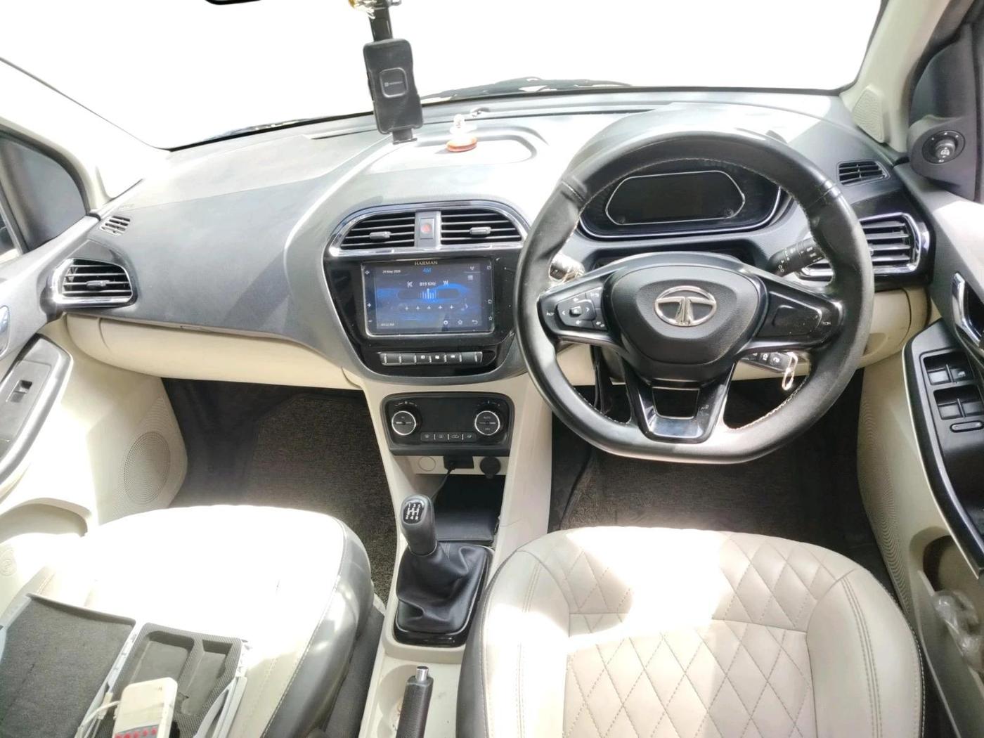2022 Tata Tiago XZ PLUS CNG, CNG, Manual, 92,635 km, interior