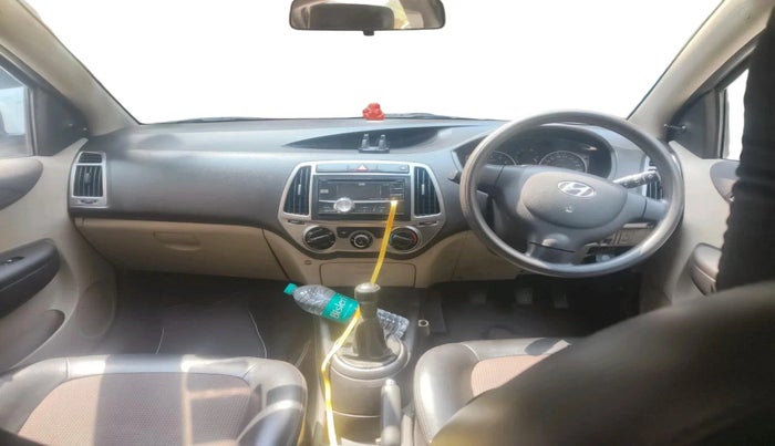 2012 Hyundai i20 MAGNA 1.2, Petrol, Manual, 90,356 km, interior