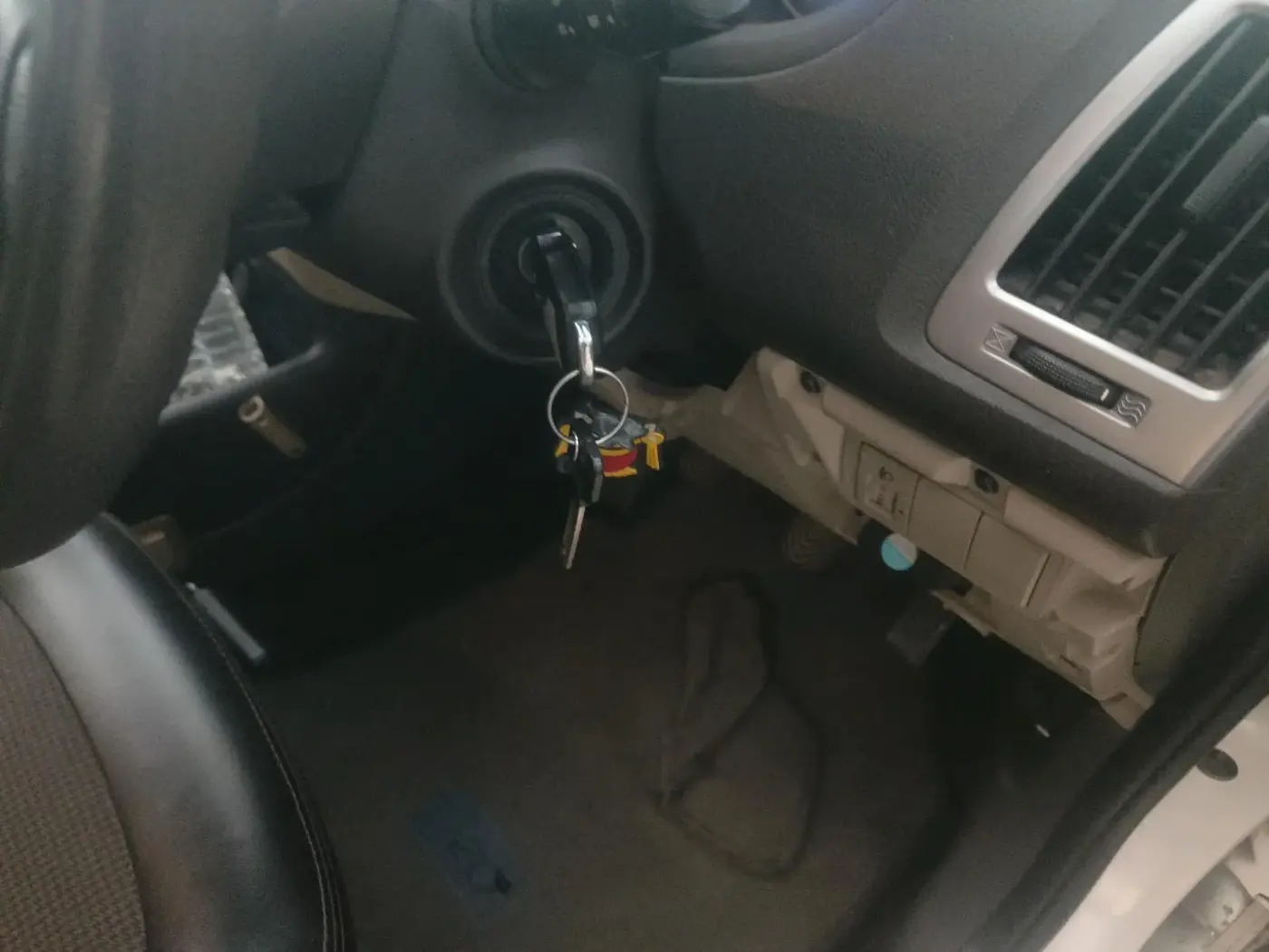 2012 Hyundai i20 MAGNA 1.2, Petrol, Manual, 90,356 km, interior