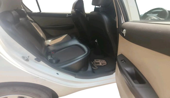 2012 Hyundai i20 MAGNA 1.2, Petrol, Manual, 90,356 km, interior