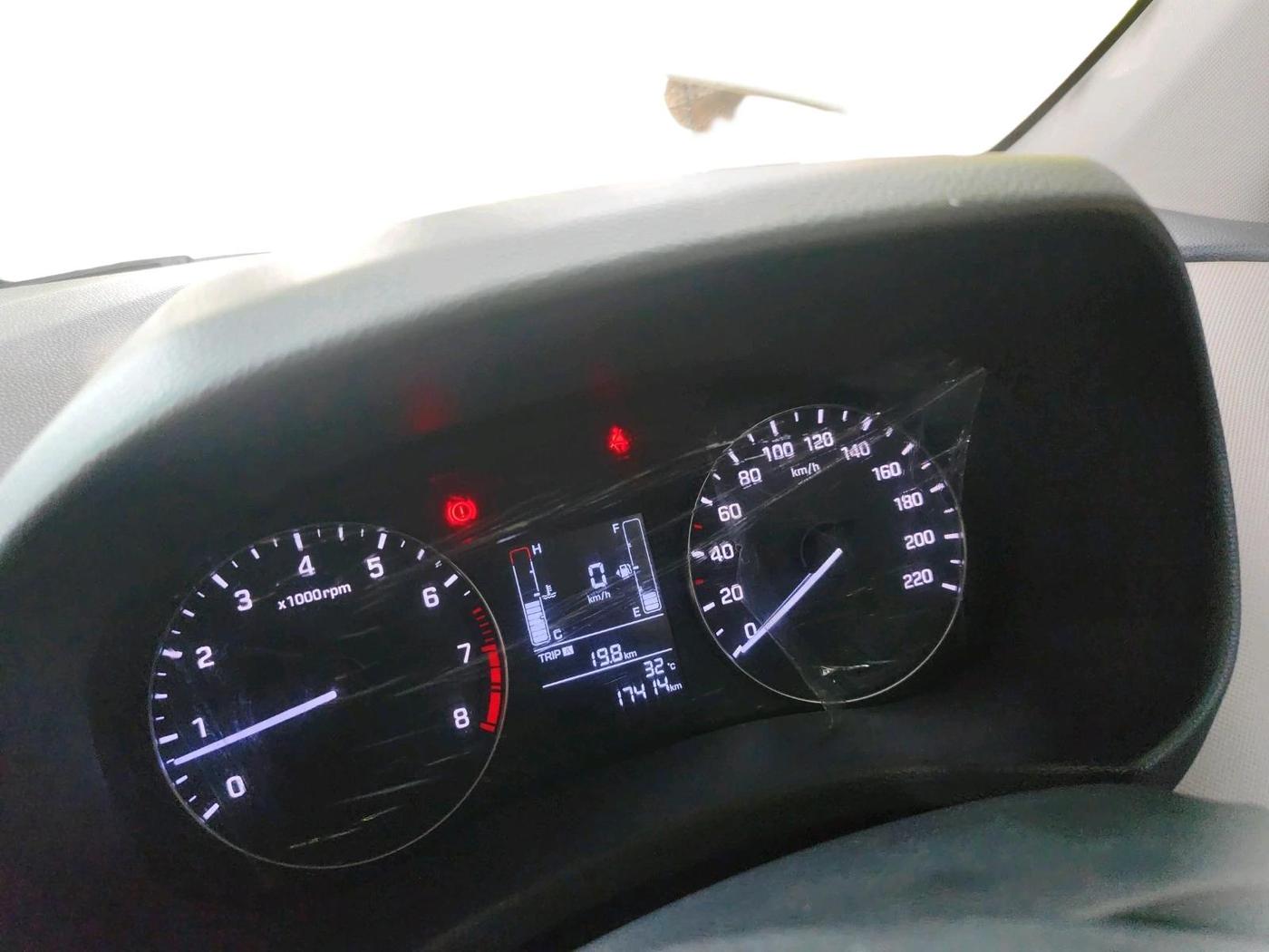 2015 Hyundai Creta  SX 1.6 Petrol , Petrol, Manual, 17,414 km, interior