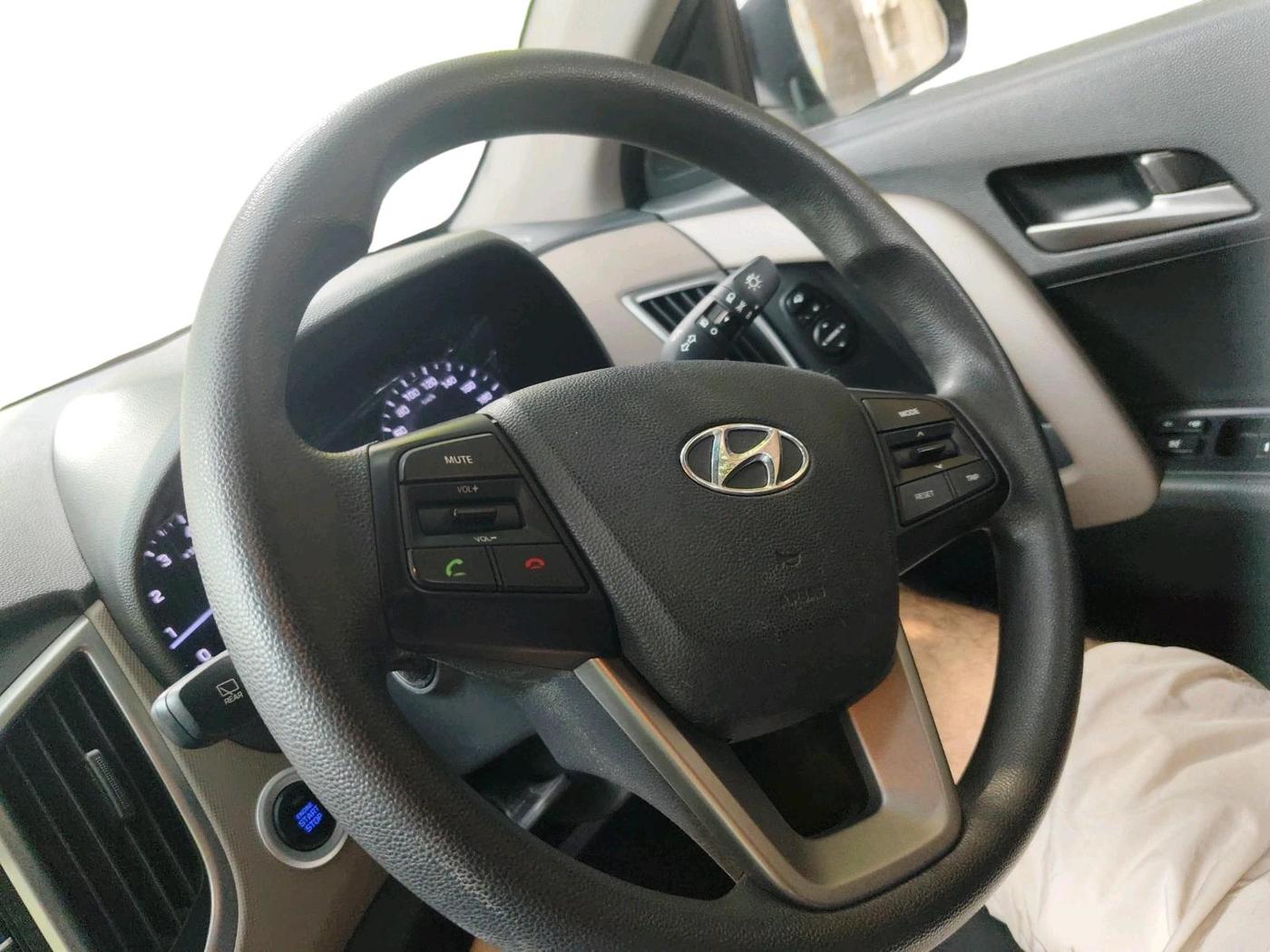 2015 Hyundai Creta  SX 1.6 Petrol , Petrol, Manual, 17,414 km, interior