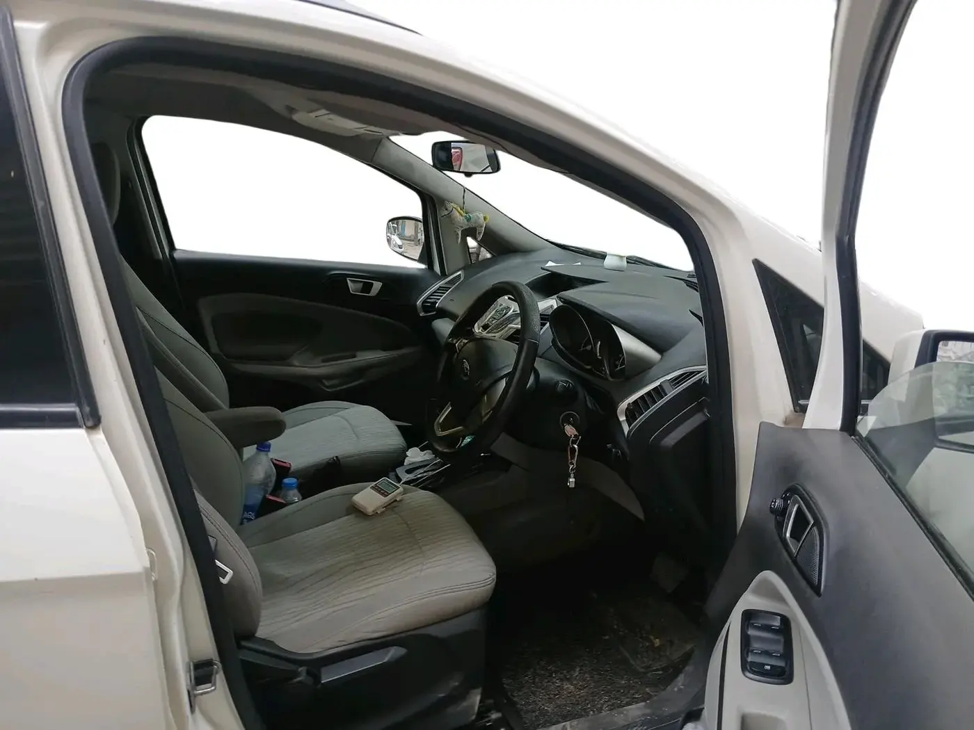 2015 Ford Ecosport TITANIUM 1.5L PETROL AT, Petrol, Automatic, 97,084 km, interior