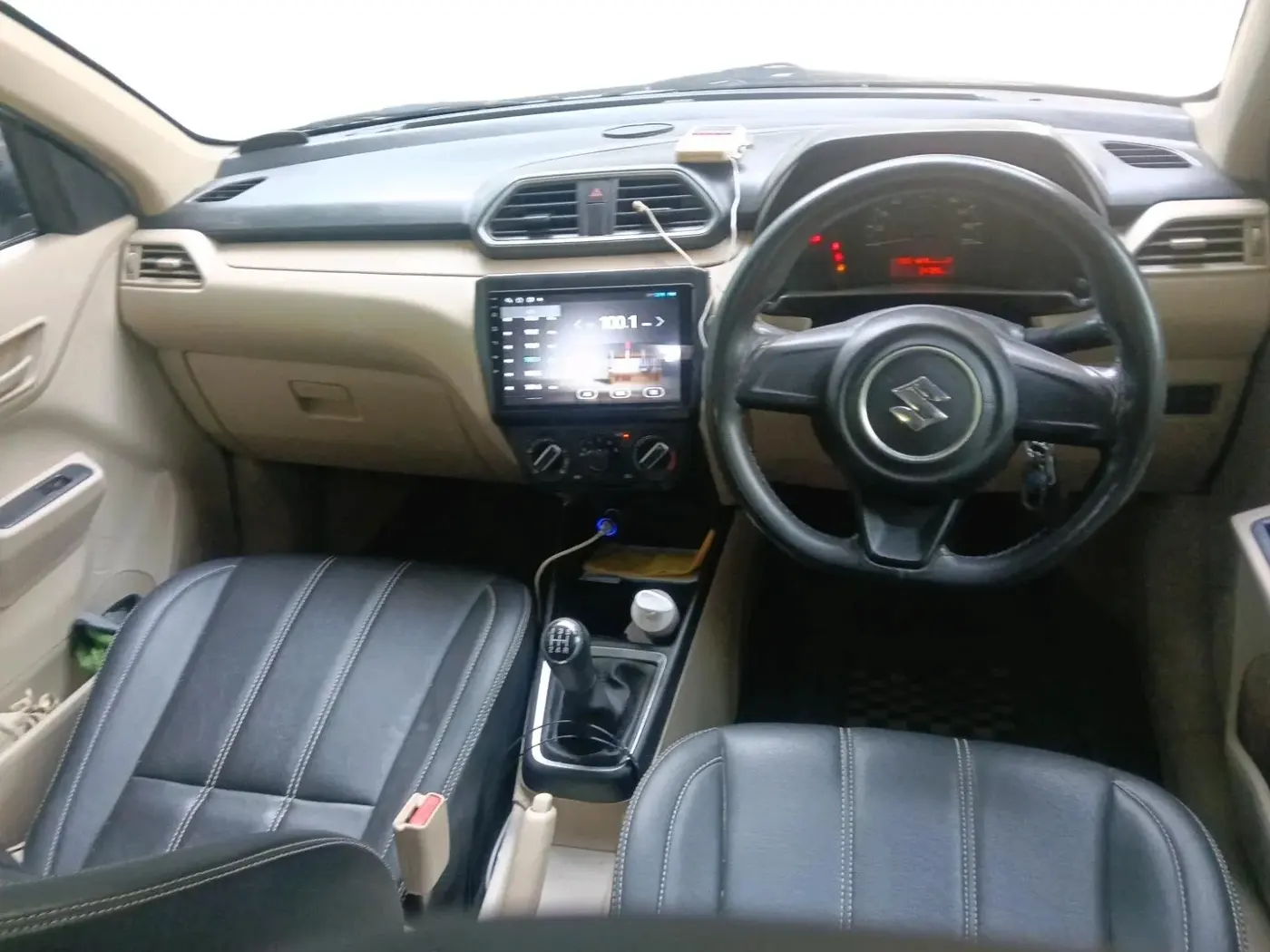2018 Maruti Dzire LXI, CNG, Manual, 54,783 km, interior