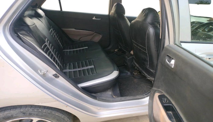 2018 Hyundai Grand i10 ASTA 1.2 KAPPA VTVT, CNG, Manual, 1,46,710 km, interior