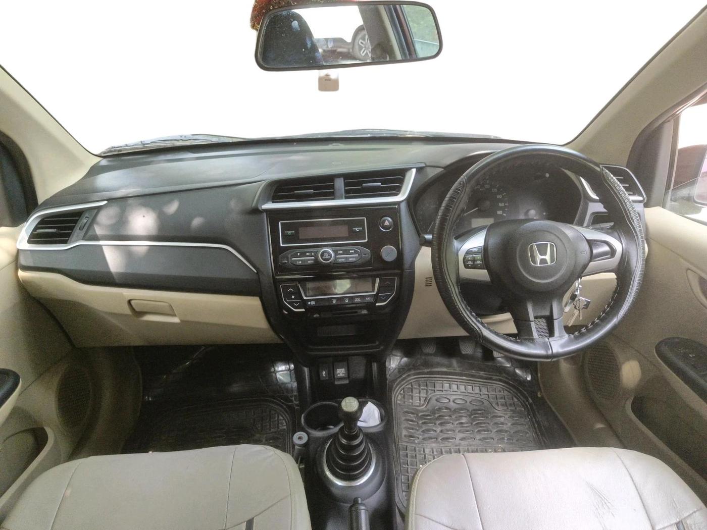 2017 Honda Amaze 1.2L I-VTEC S, Petrol, Manual, 40,079 km, interior