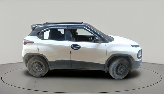 2024 Tata PUNCH PURE MT, Petrol, Manual, 31,792 km, exterior