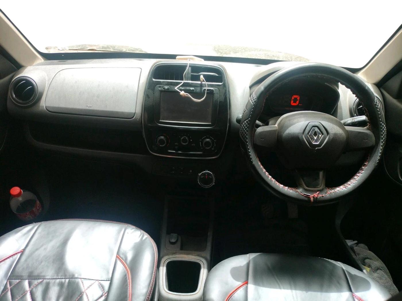 2017 Renault Kwid RXT 1.0 AMT, Petrol, Automatic, 79,076 km, interior
