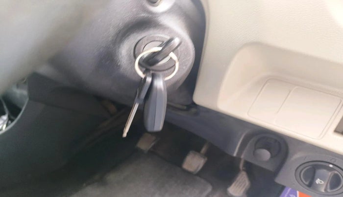 2012 Toyota Etios Liva V, Petrol, Manual, 53,724 km, interior