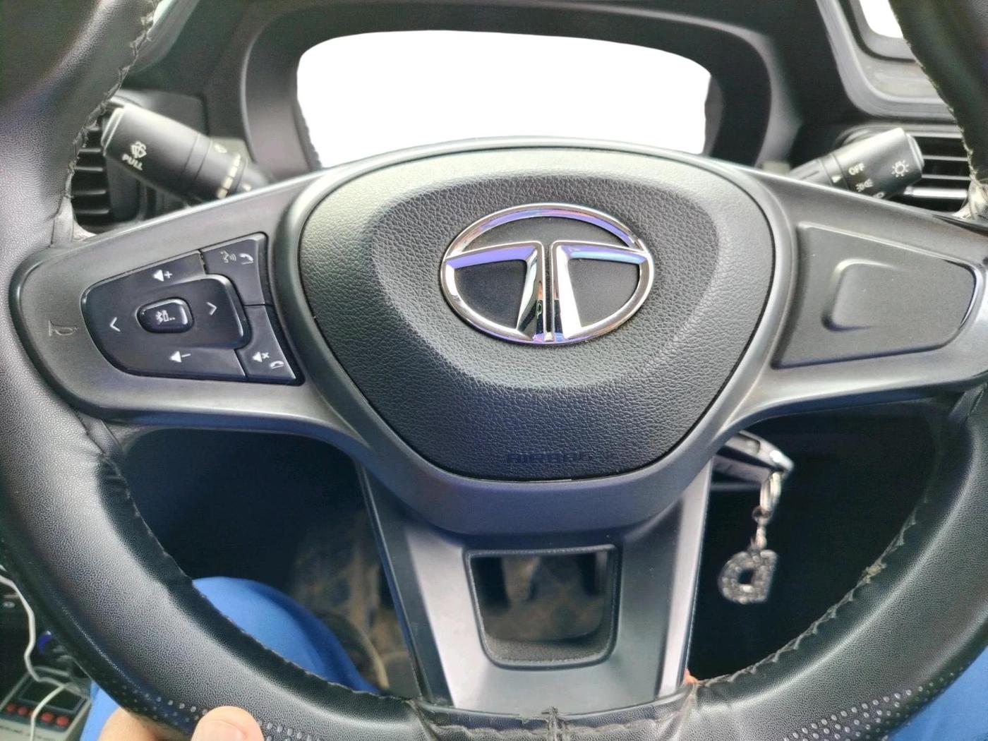2023 Tata PUNCH ADVENTURE MT, Petrol, Manual, 58,664 km, interior