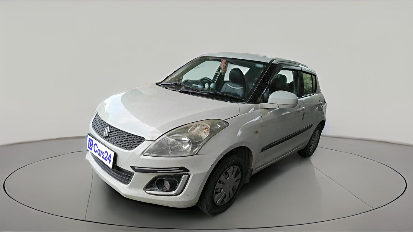 2017 Maruti Swift LXI (O), CNG, Manual, 1,38,543 km, exterior