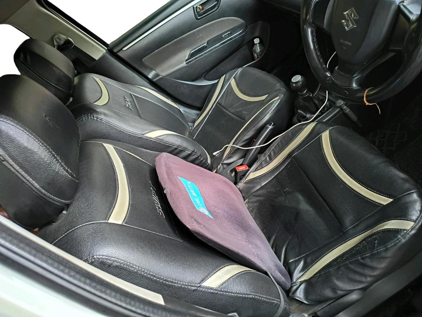 2017 Maruti Swift LXI (O), CNG, Manual, 1,38,543 km, interior