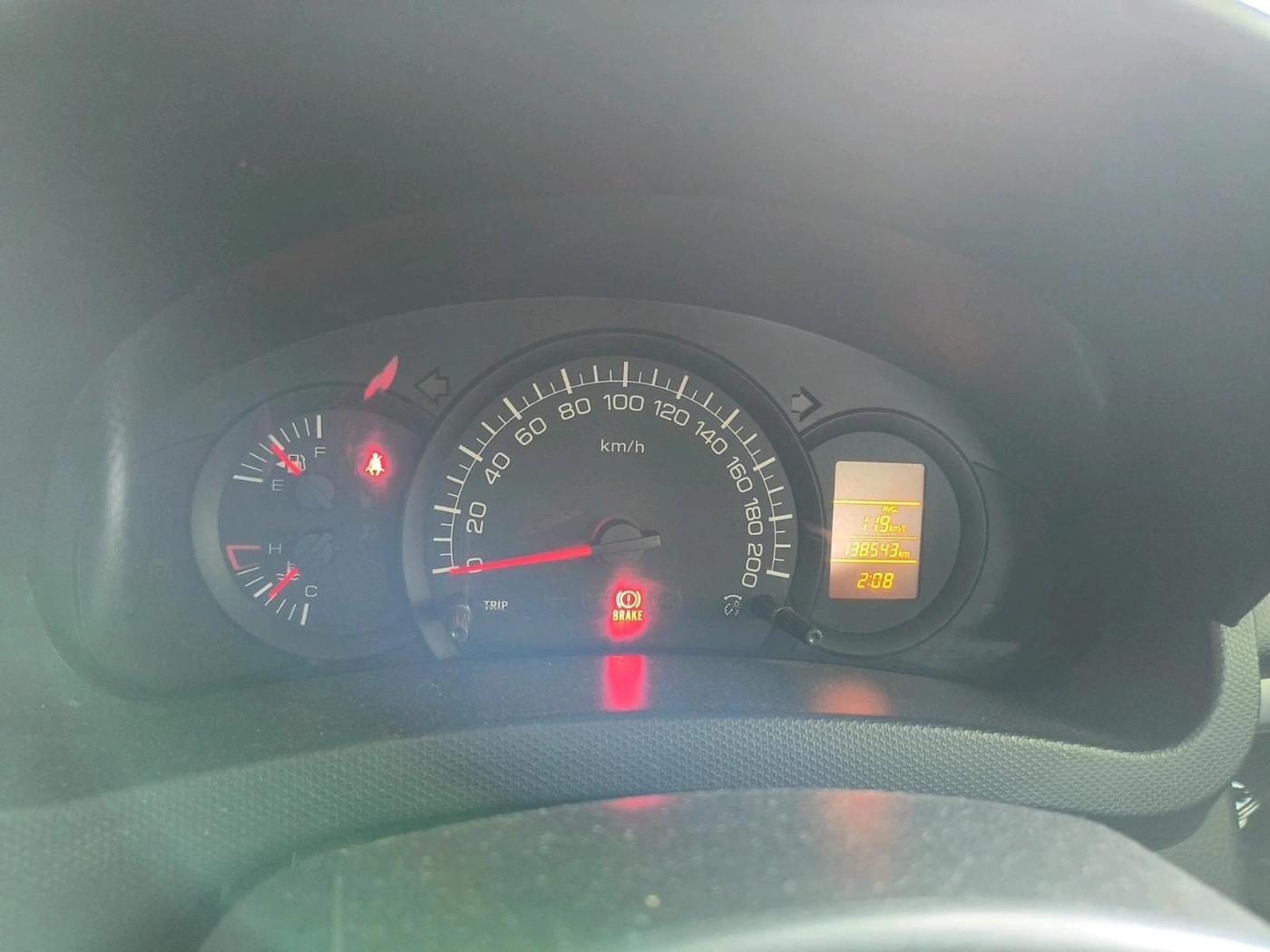 2017 Maruti Swift LXI (O), CNG, Manual, 1,38,543 km, interior