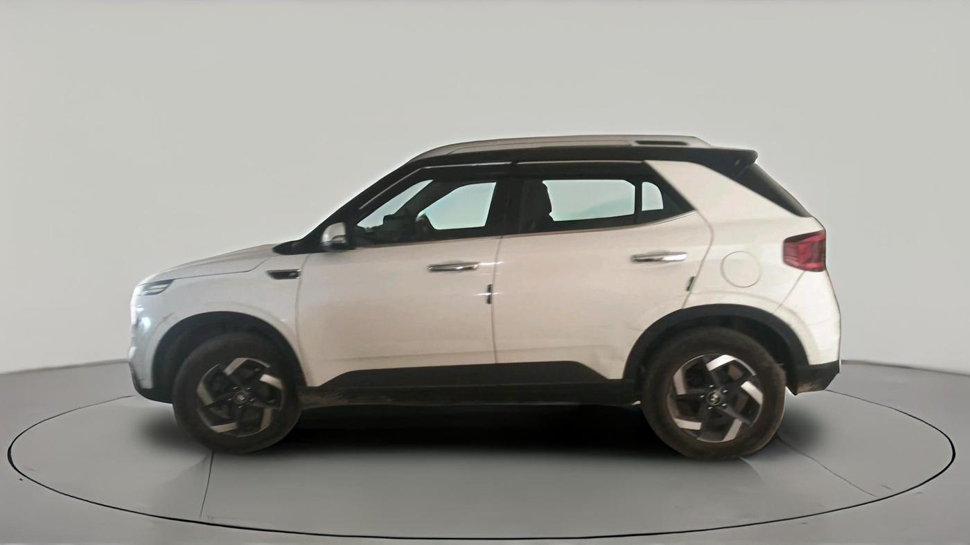 2020 Hyundai VENUE S 1.2, Petrol, Manual, 65,761 km, exterior