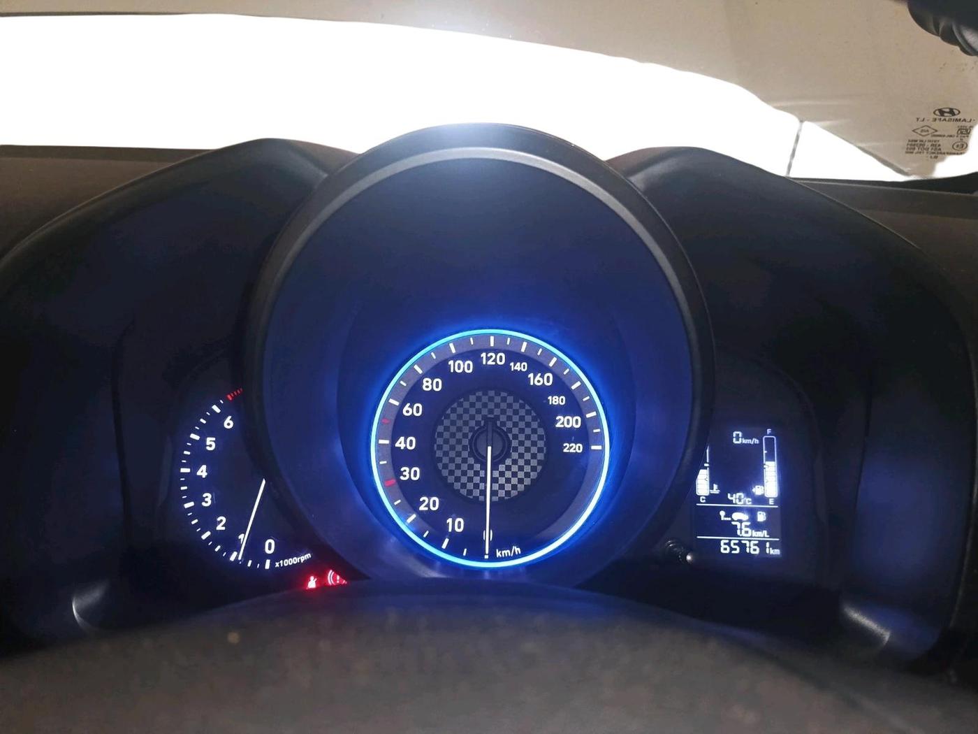2020 Hyundai VENUE S 1.2, Petrol, Manual, 65,761 km, interior
