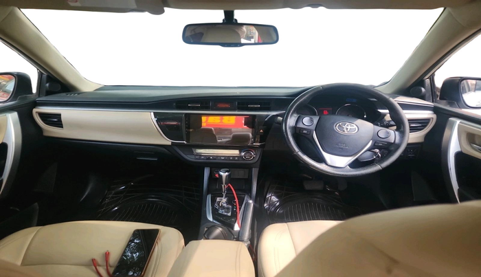 2016 Toyota Corolla Altis G CVT PETROL, Petrol, Automatic, 1,29,482 km, interior