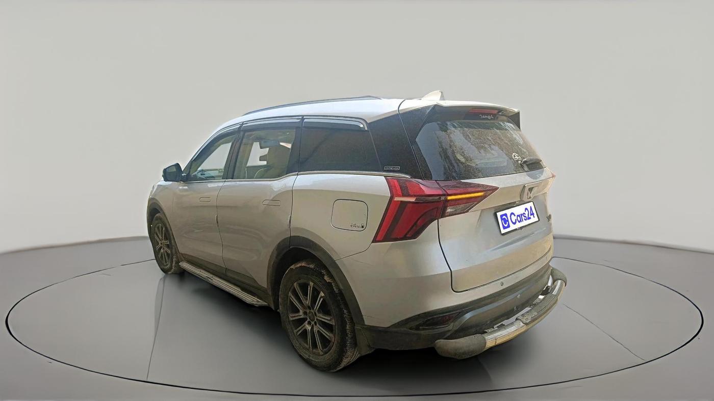2021 Mahindra XUV700 AX 7 LUXURY D MT 7 STR, Diesel, Manual, 91,741 km, exterior