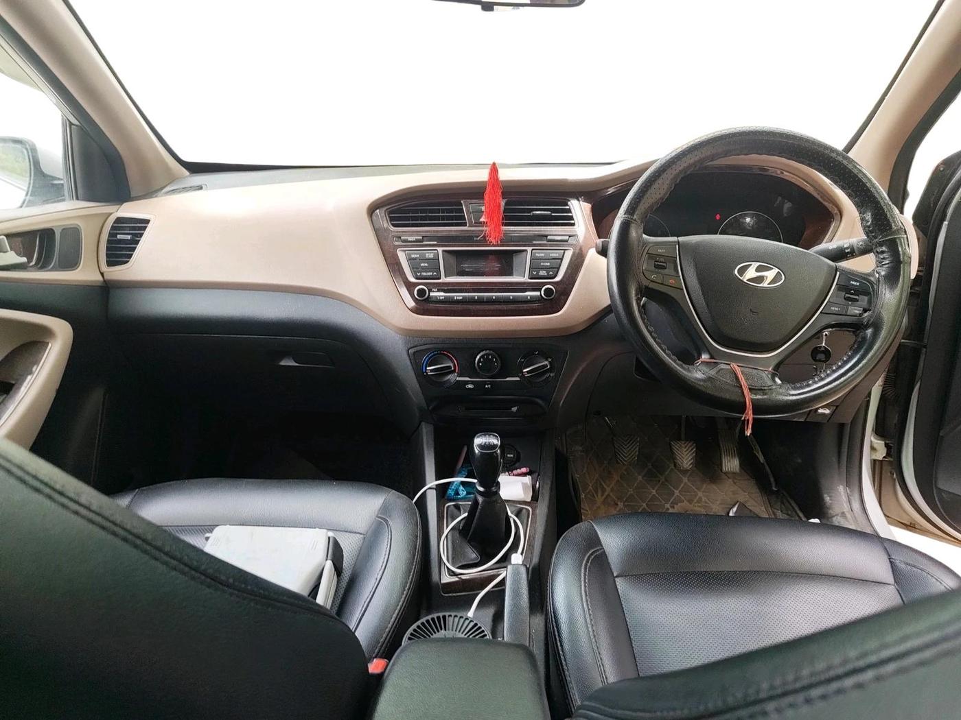 2014 Hyundai Elite i20 MAGNA 1.2, CNG, Manual, 72,500 km, interior
