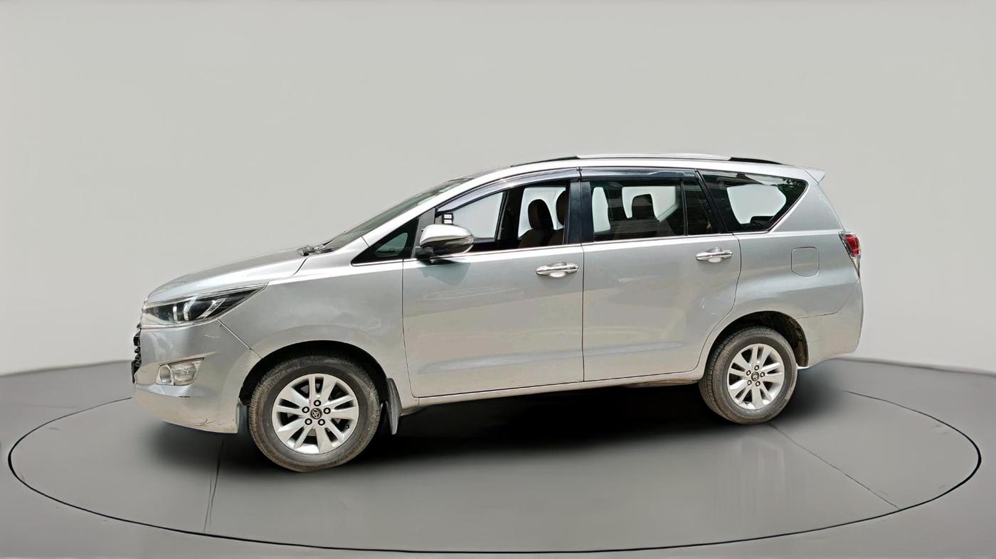 2018 Toyota Innova Crysta 2.4 VX 7 STR, Diesel, Manual, 2,64,874 km, exterior