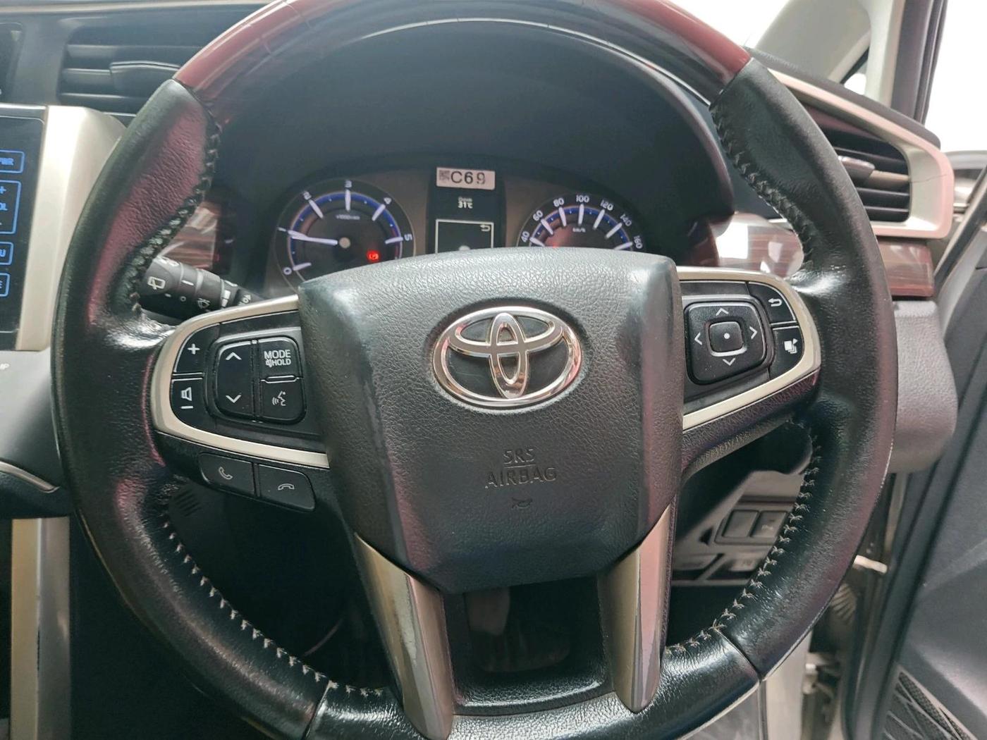 2018 Toyota Innova Crysta 2.4 VX 7 STR, Diesel, Manual, 2,64,874 km, interior