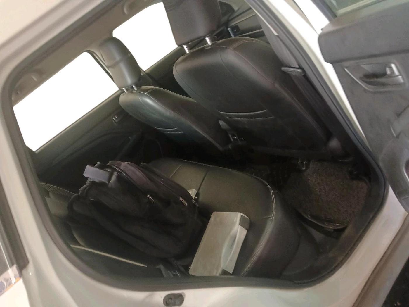 2024 Maruti BREZZA VXI, Petrol, Manual, 12,094 km, interior