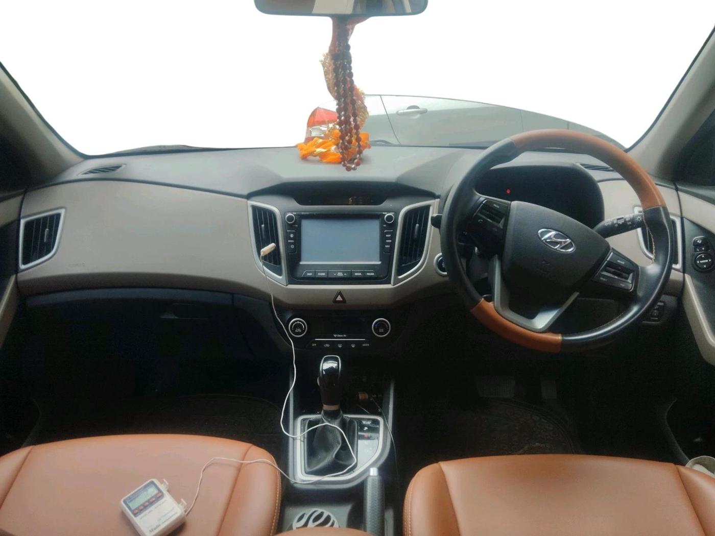 2016 Hyundai Creta SX PLUS AT 1.6 PETROL, Petrol, Automatic, 35,706 km, interior
