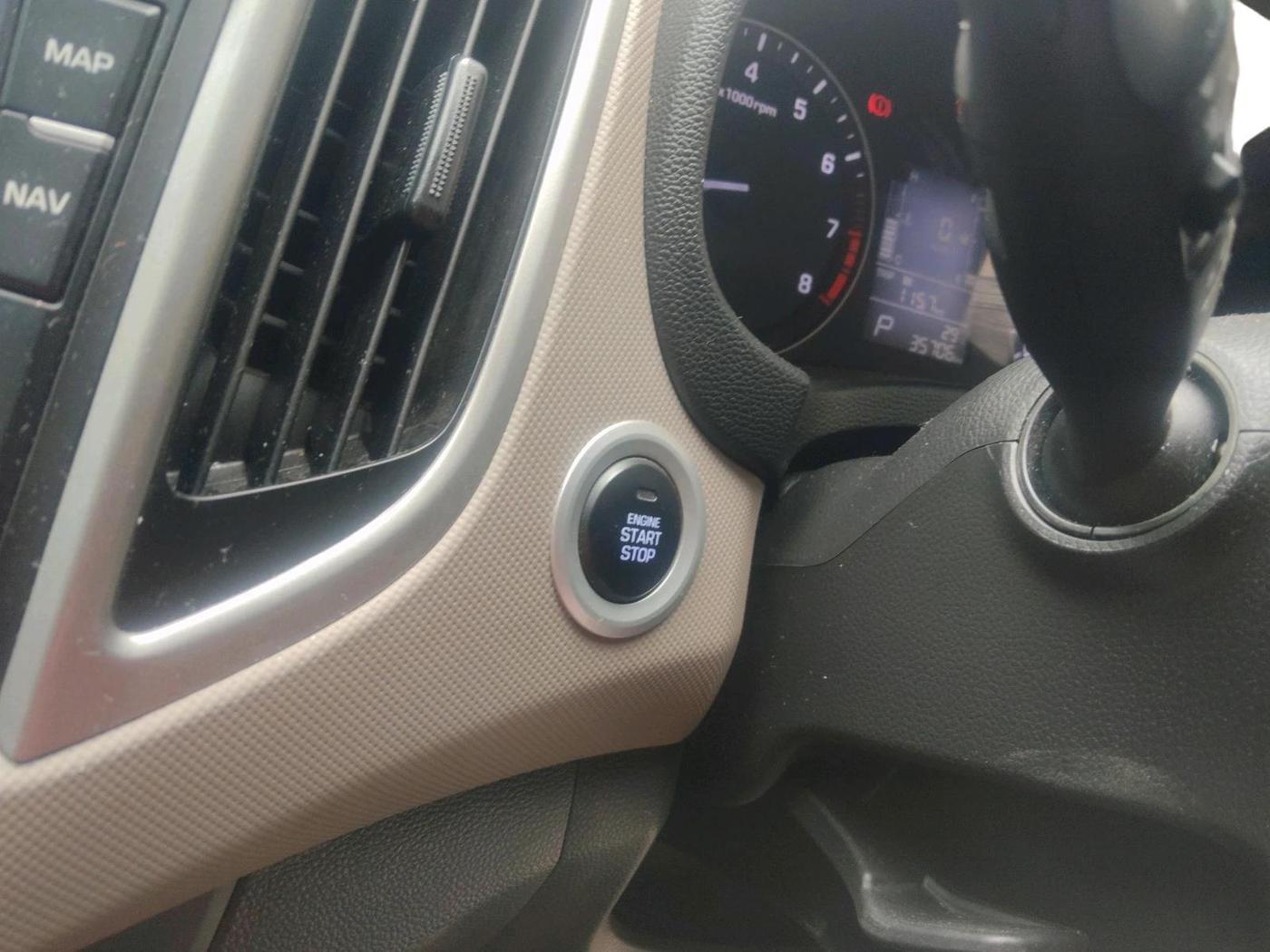 2016 Hyundai Creta SX PLUS AT 1.6 PETROL, Petrol, Automatic, 35,706 km, interior