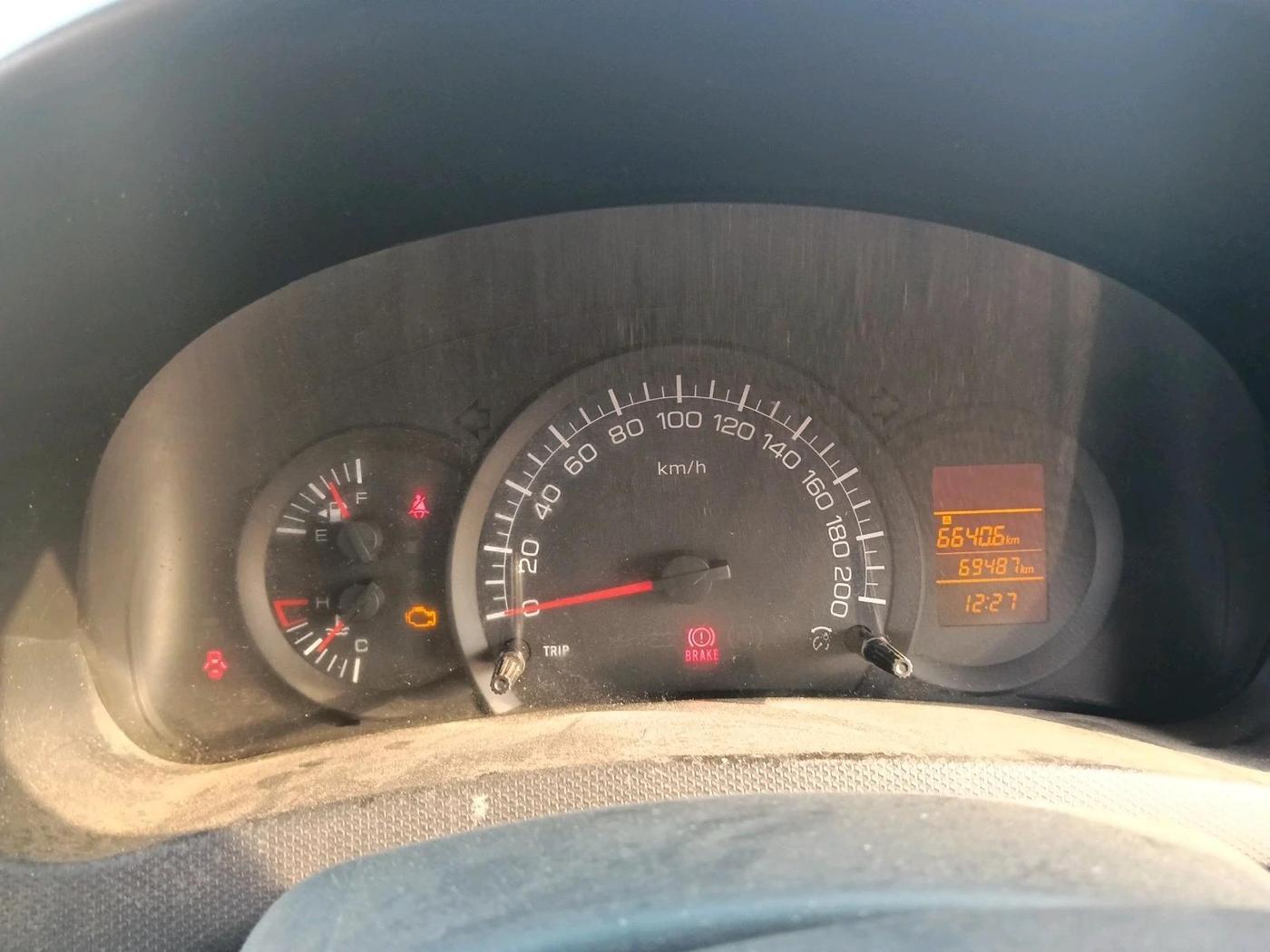 2016 Maruti Swift LXI (O), CNG, Manual, 69,487 km, interior