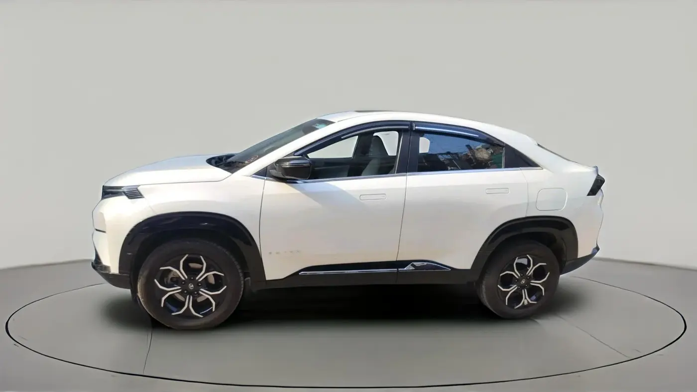 2025 Tata Curvv Creative S 1.2 Petrol 7DCA, Petrol, Automatic, 4,180 km, exterior