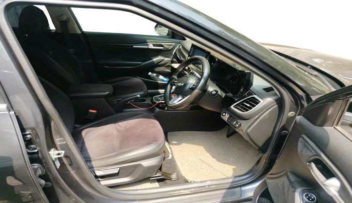 2022 KIA SELTOS HTK PLUS AT 1.5 DIESEL, Diesel, Automatic, 89,083 km, interior