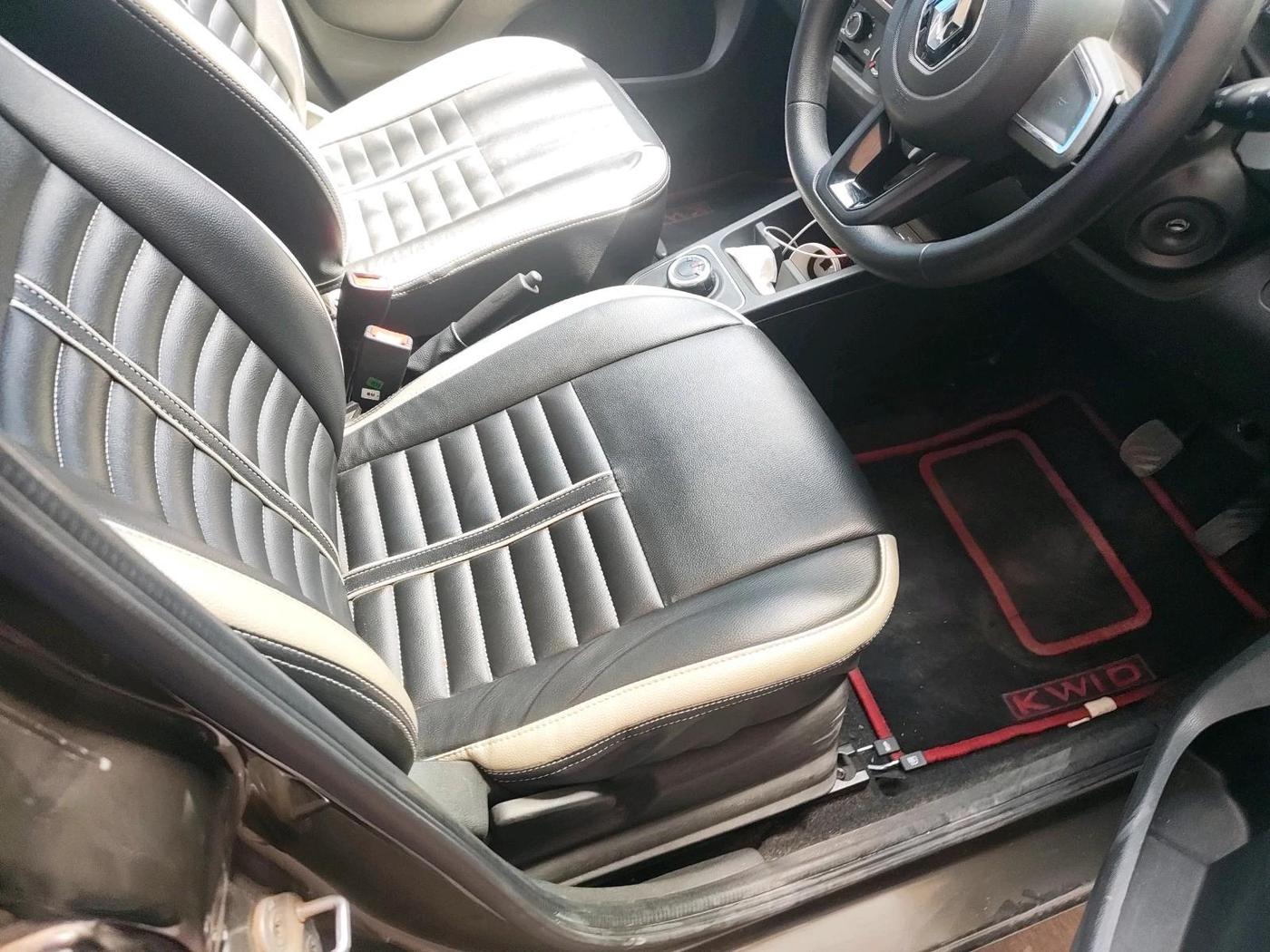 2021 Renault Kwid RXT 1.0 AMT (O), Petrol, Automatic, 5,450 km, interior